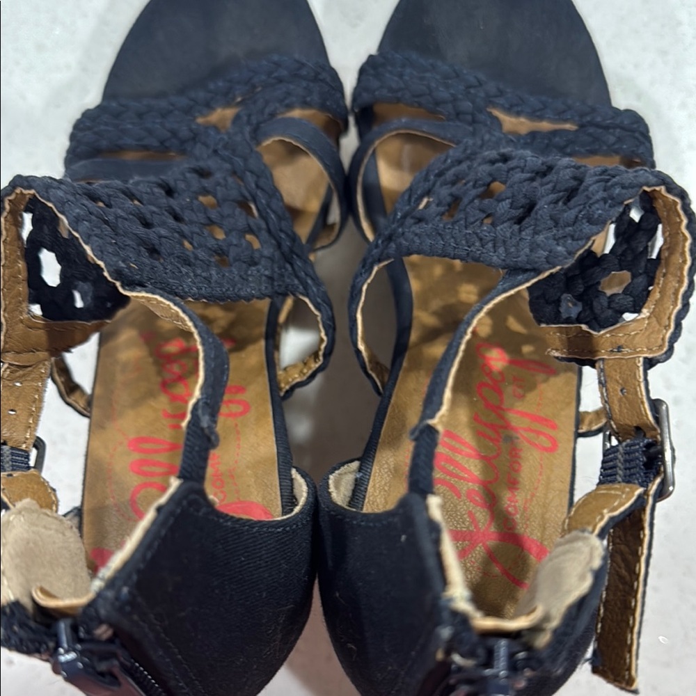 Jellypop Black High-Heeled Sandals with Intricate Cut-Out Design, 5.5, GUC - Picture 3 of 9